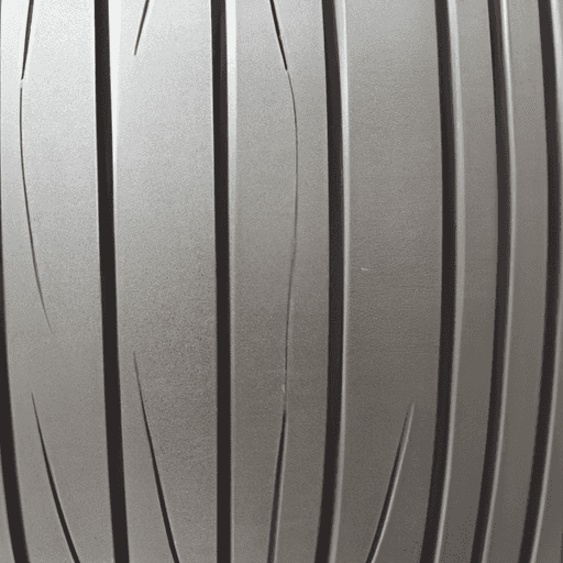 Mengenal Tread Pattern Ban Mobil dan Pengaruhnya terhadap Traksi